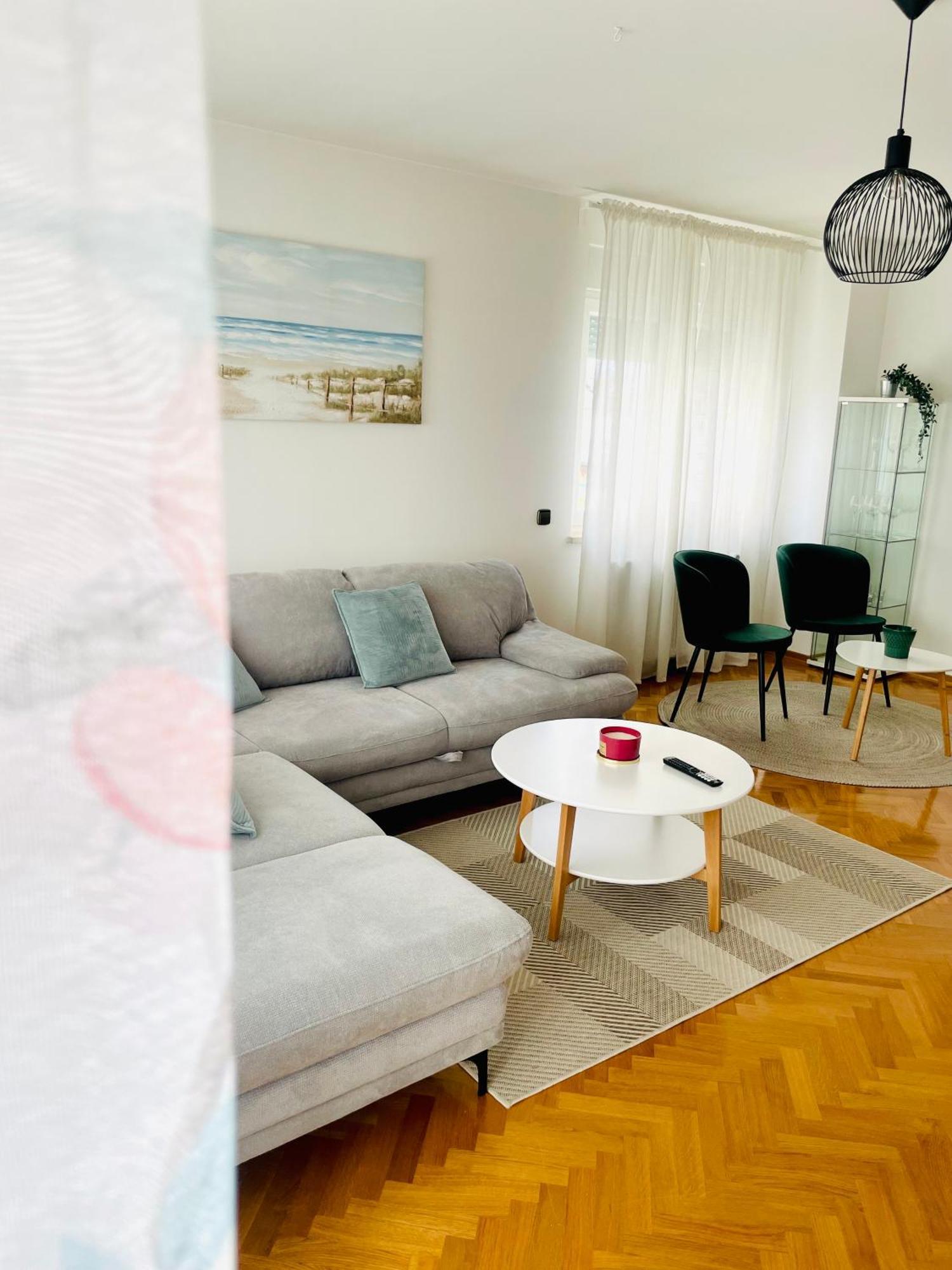 Apartman Bago Deluxe Near Zagreb Airport Velika Gorica Eksteriør bilde