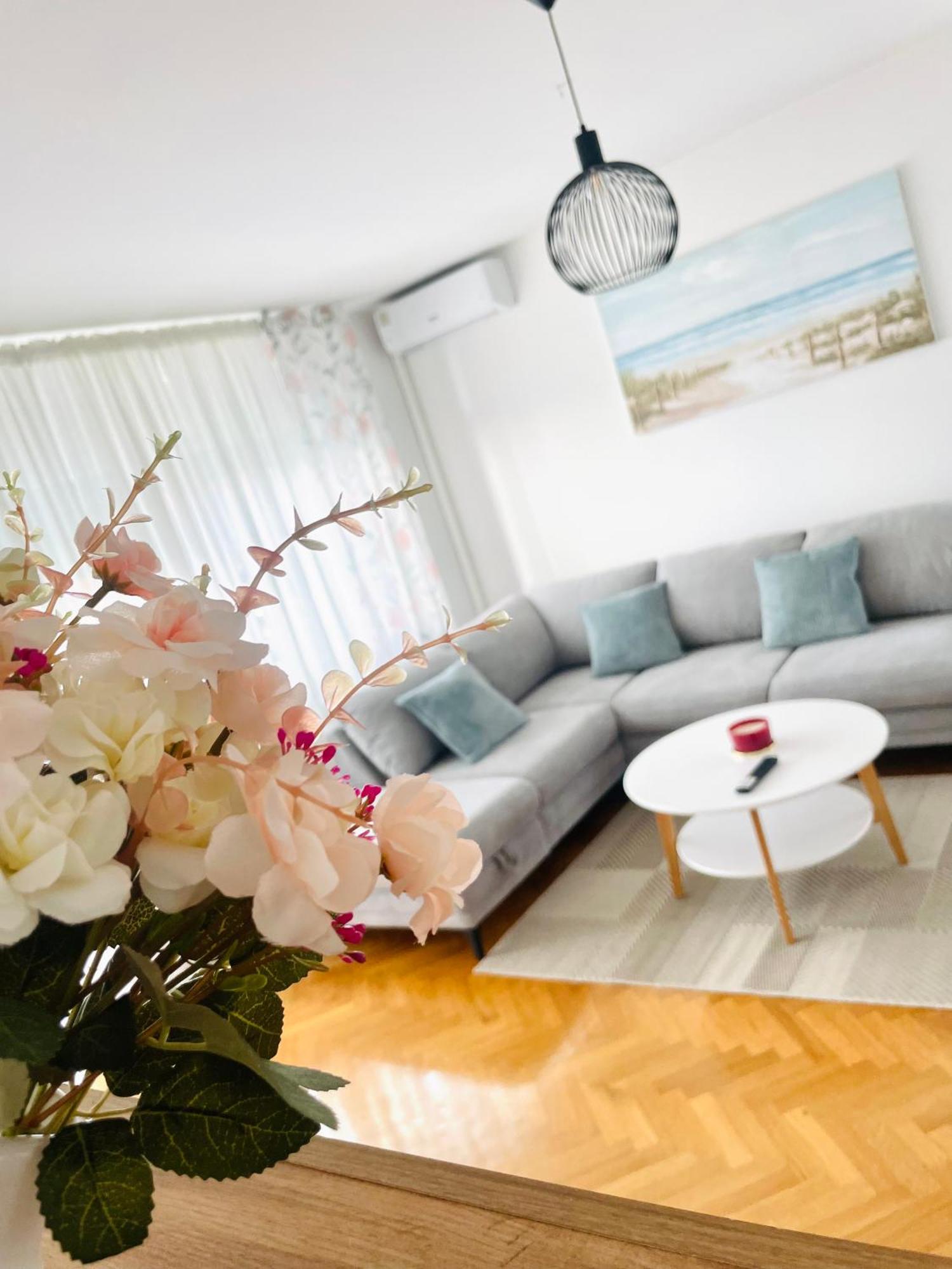 Apartman Bago Deluxe Near Zagreb Airport Velika Gorica Eksteriør bilde
