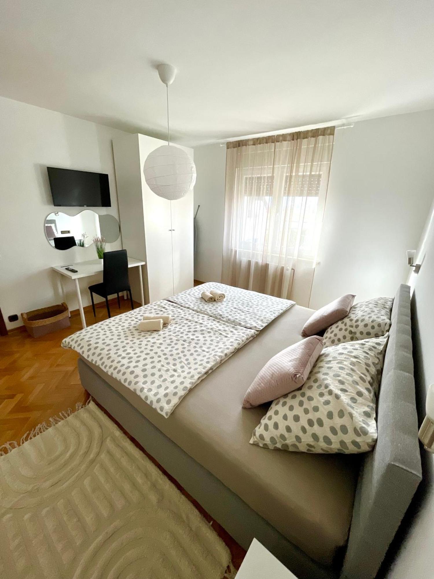 Apartman Bago Deluxe Near Zagreb Airport Velika Gorica Eksteriør bilde